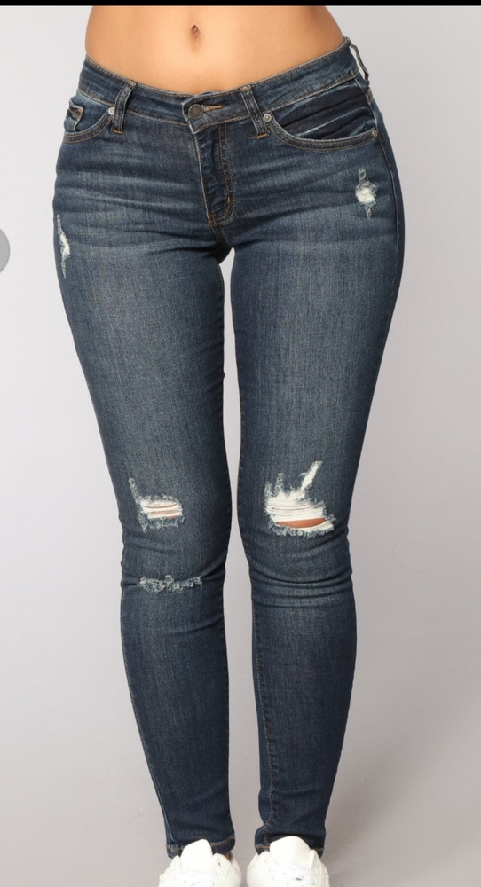 On The Edge Skinny Jeans - Dark Wash